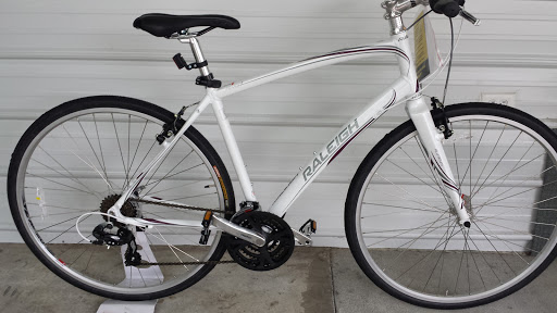 Bicycle Repair Shop «CITRUS PARK BIKES», reviews and photos, 7424 Edgemere Rd, Tampa, FL 33625, USA