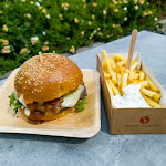 Photo n°1 de l'avis de Biene. fait le 16/06/2023 à 11:08 sur le  e.s.BAR à Biebergemünd