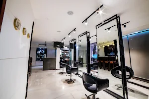 Hair Bar - Unisex Salon & Makeup Studio image