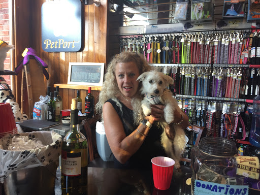 Pet Supply Store «Petport Pet Supply and Grooming Salon», reviews and photos, 40 Main St, Northport, NY 11768, USA