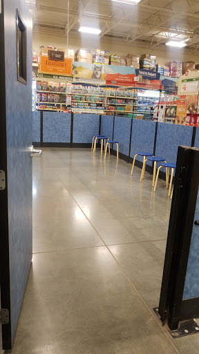 Pet Supply Store «PetSmart», reviews and photos, 1403 E Washington Ave, Union Gap, WA 98903, USA