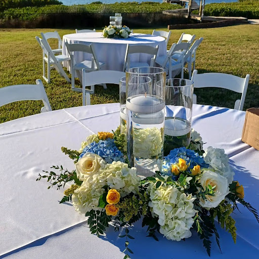 Florist «Carlson Wildwood Florist», reviews and photos, 1488 Clearwater Largo Rd N, Largo, FL 33770, USA