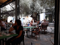 Atmosphère du Restaurant La Feuille de Chou à Toulon - n°11