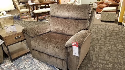 Furniture Store «La-Z-Boy Furniture Galleries», reviews and photos, 3970 Rickey St SE, Salem, OR 97317, USA