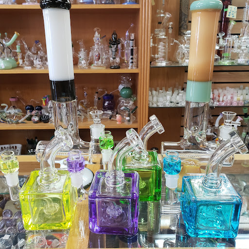 Tobacco Shop «Tobacco One Smoke Shop», reviews and photos, 1220 E Yorba Linda Blvd, Placentia, CA 92870, USA