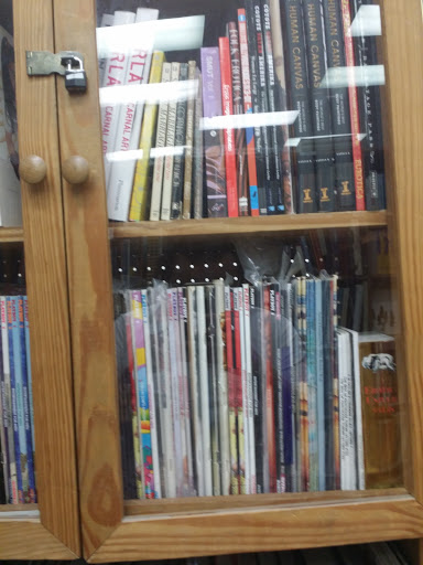 Book Store «Half Price Books», reviews and photos, 770 E Road to Six Flags St, Arlington, TX 76011, USA