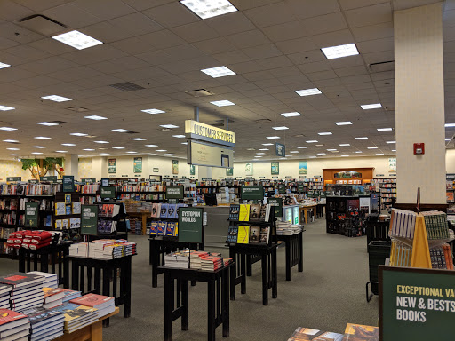 Book Store «Barnes & Noble», reviews and photos, 6050 El Cerrito Plaza, El Cerrito, CA 94530, USA