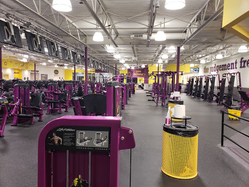 Gym «Planet Fitness», reviews and photos, 1135 E Grand River Ave, Howell, MI 48843, USA