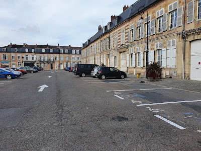 Parking à Sainte-Menehould