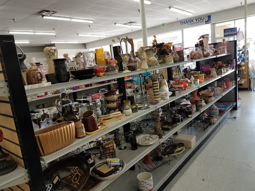 Thrift Store «Goodwill Arvada - Wadsworth», reviews and photos, 7547 W 80th Ave, Arvada, CO 80003, USA