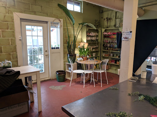 Florist «Fleur de Lis Fresh Flowers», reviews and photos, 516 Selby Ave, St Paul, MN 55102, USA