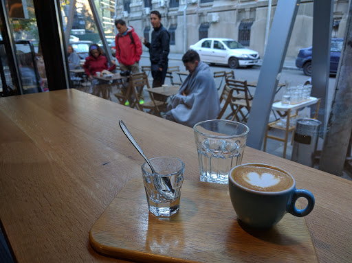 Cafe wifi in Bucharest