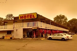 Twin Creeks Motel image
