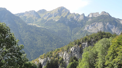 Parking du pas de l'ours à Le Biot