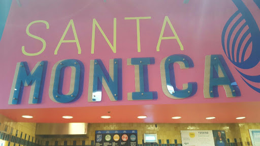 Grocery Store «Whole Foods Market», reviews and photos, 500 Wilshire Blvd, Santa Monica, CA 90401, USA