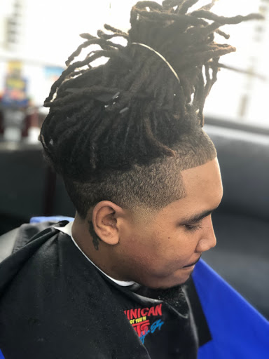 Barber Shop «Dominican Kuts Barber Shop», reviews and photos, 2585 Cruse Rd NW, Lawrenceville, GA 30044, USA