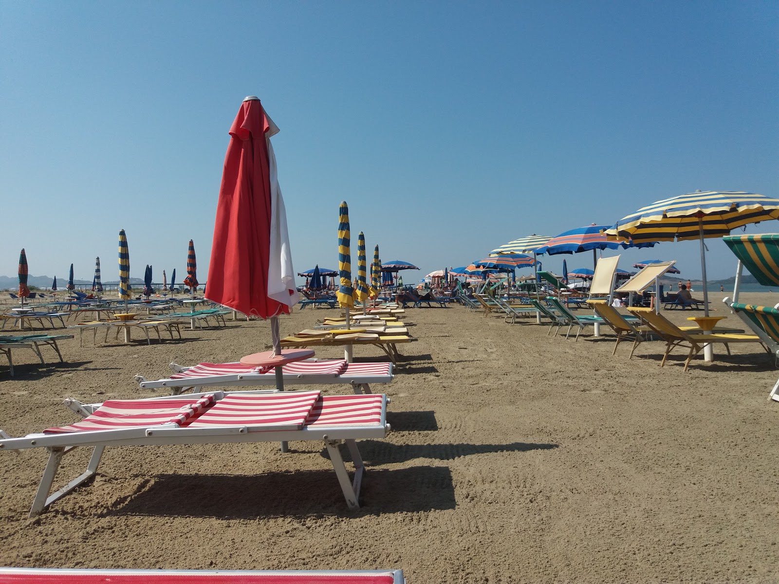 Photo de Cristal Rinia beach avec un niveau de propreté de partiellement propre