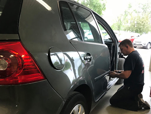 Auto Body Shop «Luther Collision & Glass - Bloomington», reviews and photos, 4801 American Blvd W, Bloomington, MN 55437, USA