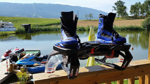 Centre de loisirs L'Etang Moderne Flyboard Montagny-les-Lanches