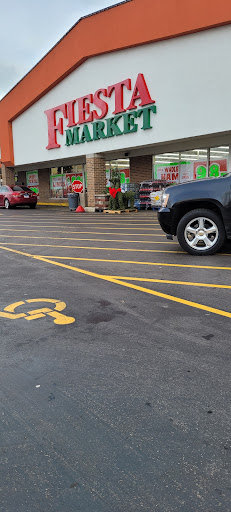 Mexican Grocery Store «Fiesta Market», reviews and photos, 939 E Irving Park Rd, Streamwood, IL 60107, USA