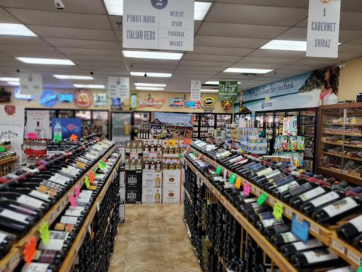 Liquor Store «UXBRIDGE LIQUORS», reviews and photos, 158 N Main St, Uxbridge, MA 01569, USA