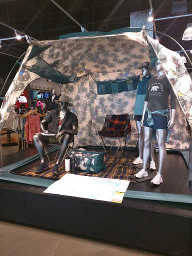 Clothing Store «The North Face», reviews and photos, 250 Granite St, Braintree, MA 02184, USA