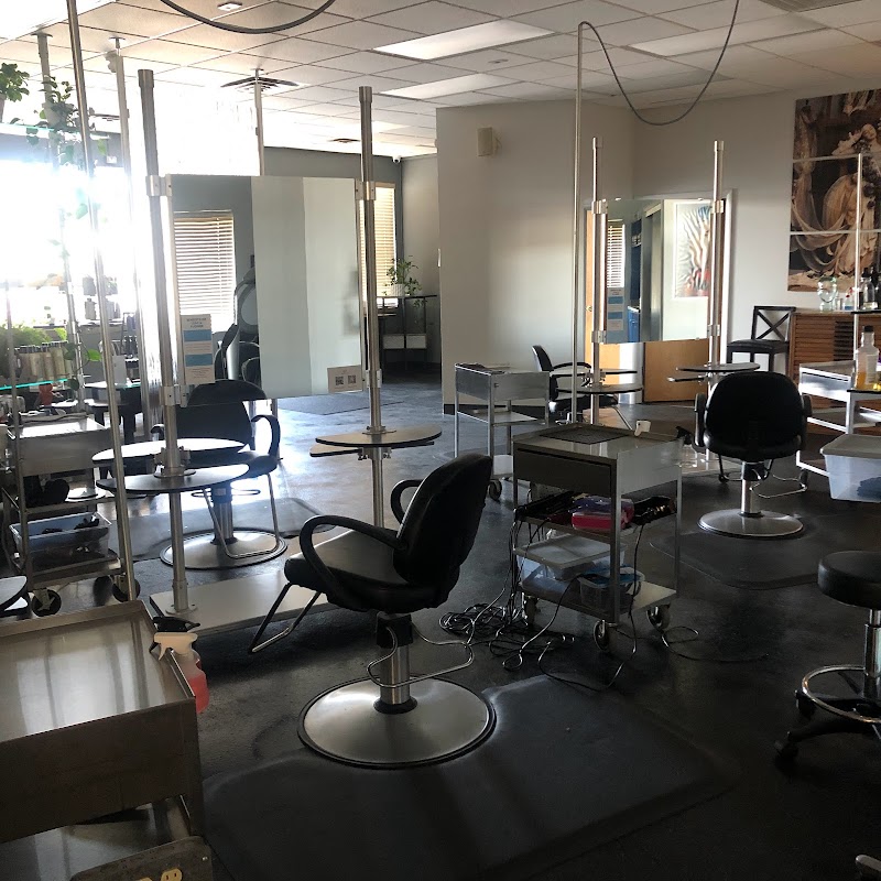 Navii Salon Spa