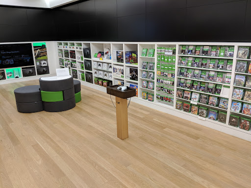 Electronics Store «Microsoft Store - The Westchester», reviews and photos, 125 Westchester Ave, White Plains, NY 10601, USA