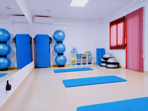 Grupo Healthy room - Zona Centro - Fisioterapia en - Av. Maisonnave, 31, 1ºA, 03003 Alicante