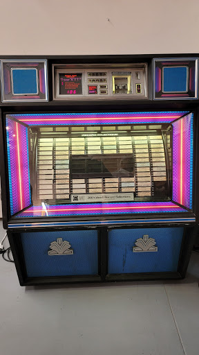 Sportswear Store «Nike East Los Angeles», reviews and photos, 4585 Whittier Blvd, East Los Angeles, CA 90022, USA