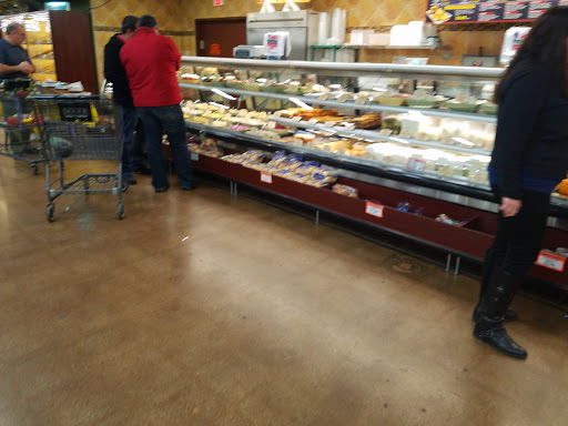 Produce Market «Valli Produce», reviews and photos, 850 Roselle Rd, Hoffman Estates, IL 60169, USA