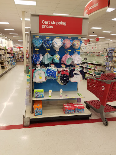 Department Store «Target», reviews and photos, 9669 Mentor Ave, Mentor, OH 44060, USA