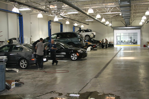 Auto Body Shop «Jake Sweeney Body Shop», reviews and photos, 169 Northland Blvd, Cincinnati, OH 45246, USA