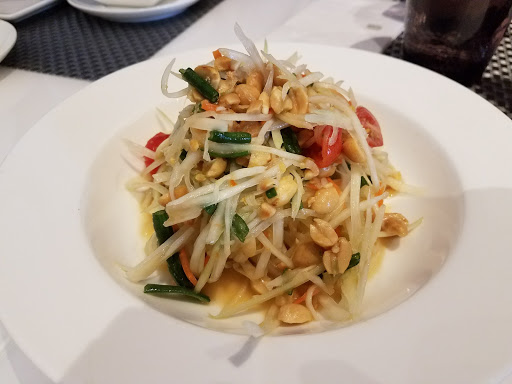 Shopping Mall «Plainview Shopping Center», reviews and photos, 381 S Oyster Bay Rd, Plainview, NY 11803, USA