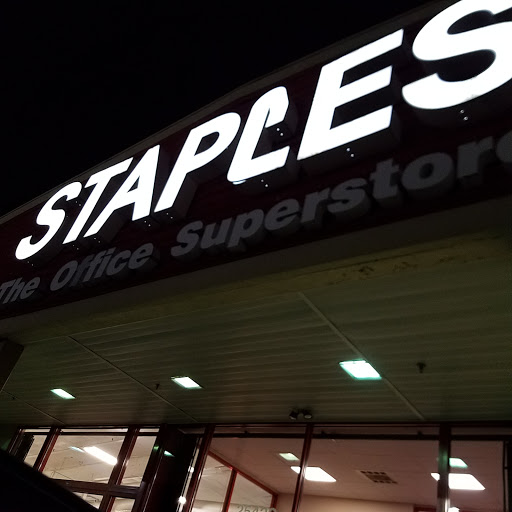 Office Supply Store «Staples», reviews and photos, 25420 104th Ave SE, Kent, WA 98031, USA