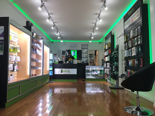 Cell Phone Store «HEALIX Smartphone & Drone Repair», reviews and photos, 138 New Dorp Ln, Staten Island, NY 10306, USA