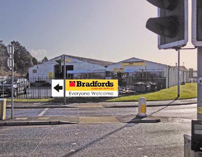 Bradfords Building Supplies - Hardware store