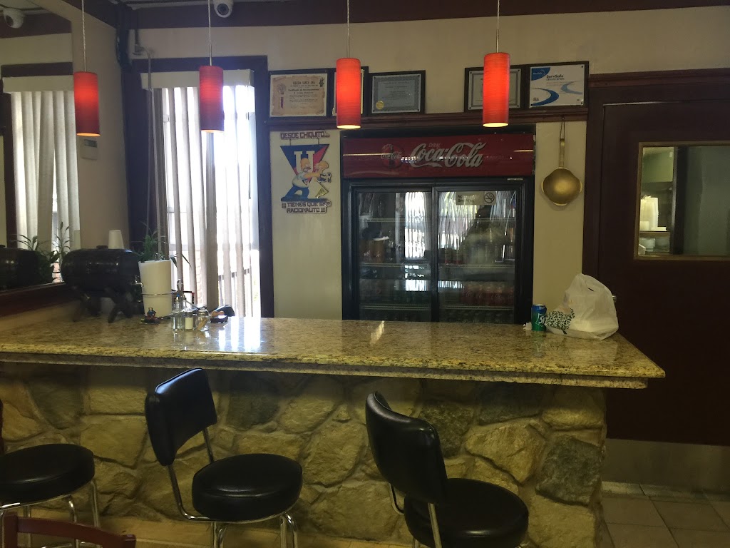 Latino's Restaurant 07104