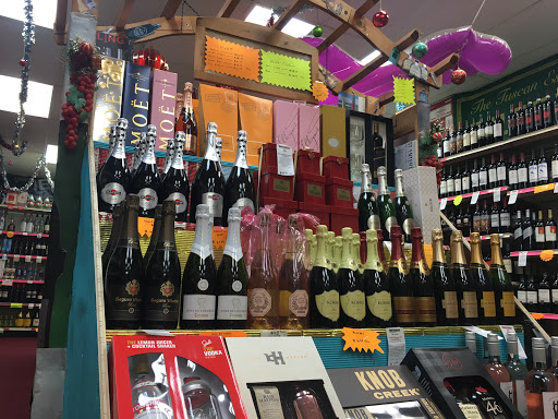 Liquor Store «Happy Liquor Store», reviews and photos, 34-16 31st Ave, Long Island City, NY 11106, USA