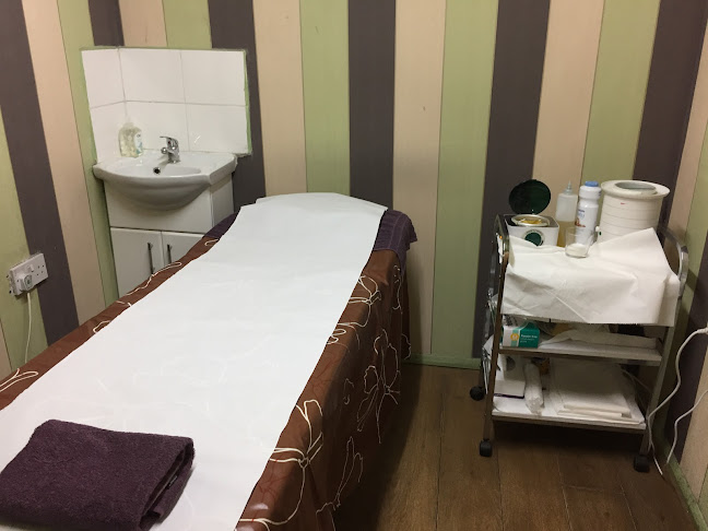 Reviews of Riddhis Beauty Clinic in London - Beauty salon