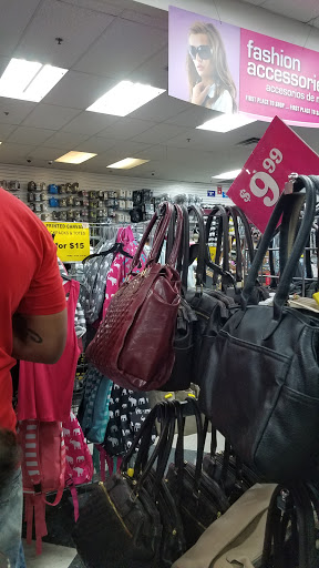 Discount Store «Fallas Discount Stores», reviews and photos, 215-223 E Fordham Rd, Bronx, NY 10458, USA