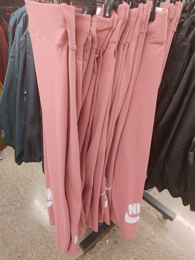 Clothing Store «Nike Factory Store», reviews and photos, 600 Bluebird Ct, Central Valley, NY 10917, USA