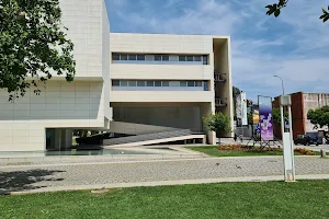 Biblioteca Municipal Florbela Espanca image