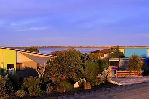 Coorong Cabins image