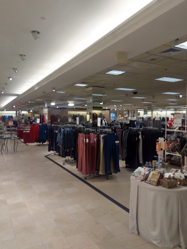 Department Store «Bon-Ton», reviews and photos, 270 Loudon Rd, Concord, NH 03301, USA