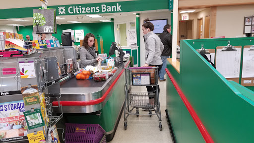 Grocery Store «Stop & Shop», reviews and photos, 141 Main St, Foxborough, MA 02035, USA