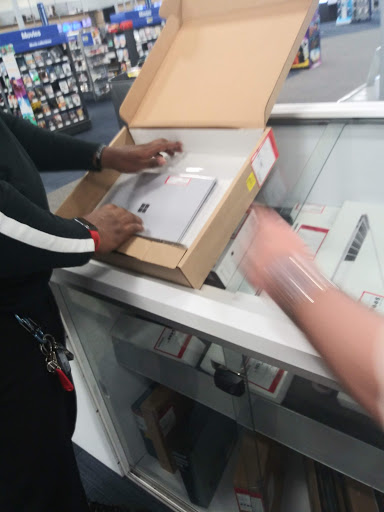 Electronics Store «Best Buy», reviews and photos, 6825 Mills Civic Pkwy, West Des Moines, IA 50266, USA