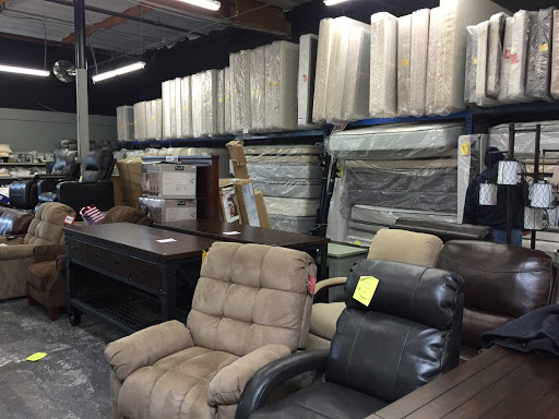 Outlet Store «Shop Heroic Wholesale Outlet», reviews and photos, 9744 Dino Dr, Elk Grove, CA 95624, USA