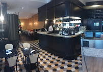 Atmosphère du Restaurant italien Fratelli Parisi.. Brasserie italienne à Lyon - n°7