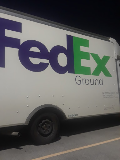 Mailing Service «FedEx Ground», reviews and photos, 10301 Bennett Pkwy, Zionsville, IN 46077, USA
